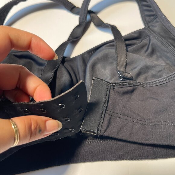 Lululemon Black Ta Ta Tamer Sports Bra Good Condition Size Unsure - Picture 4 of 13